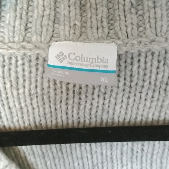 GUC Columbia Size XL Cable Knit Sweater - Picture 3 of 5
